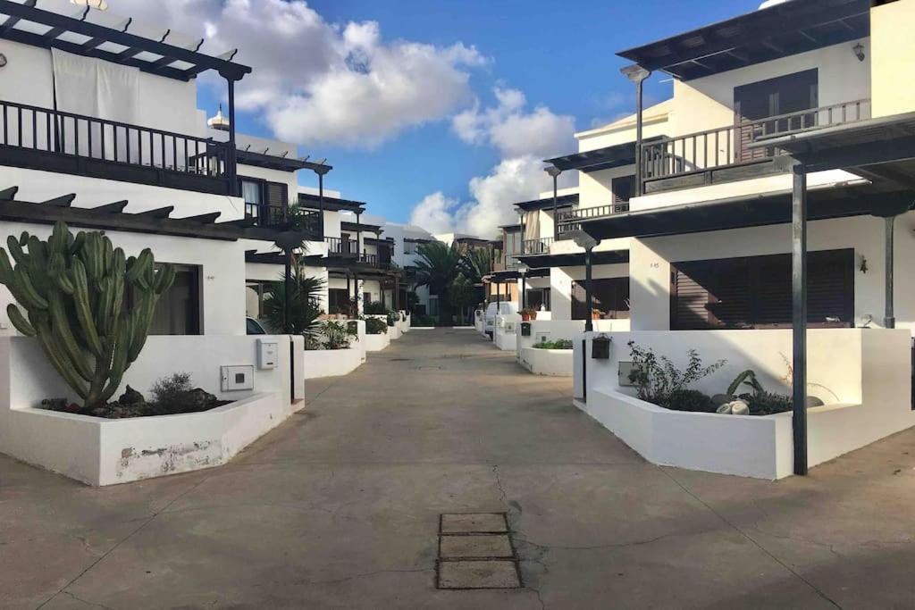 Duplex 3 Dormitorios Con Parking Privado Коста Тегисе Екстериор снимка
